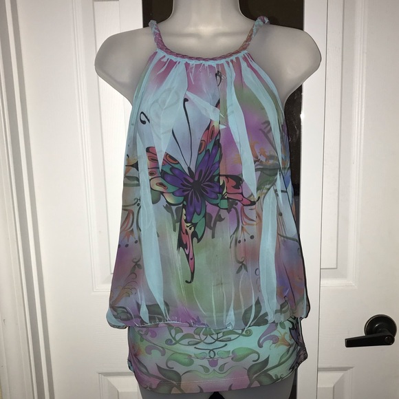 Gorgeous one size Butterfly shirt . - Picture 7 of 8
